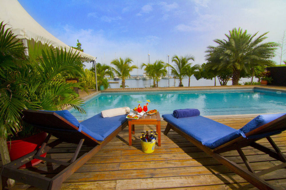 Le Phare Bleu Boutique Hotel And Marina 세인트조지스 외부 사진